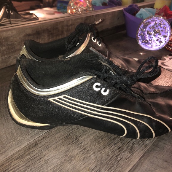 Puma shoes - Picture 3 of 4